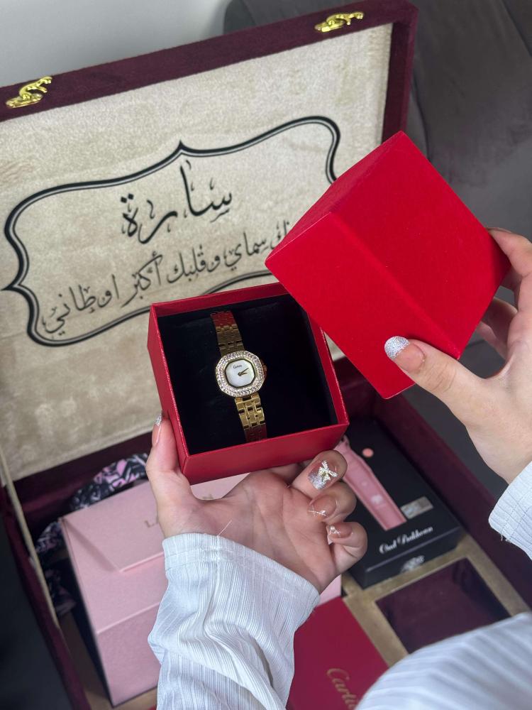 هدايا كارتير نسائي