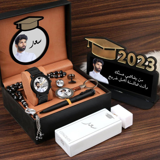 طقم هدايا تخرج رجالي فخم 2026 – ساعة مع قلم وكبك ومسبحه