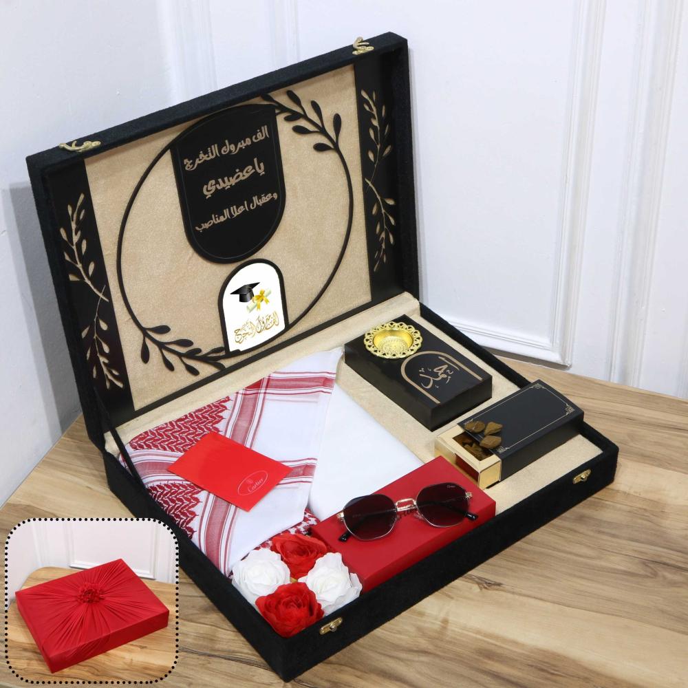 هدايا تخرج للرجال شماغ