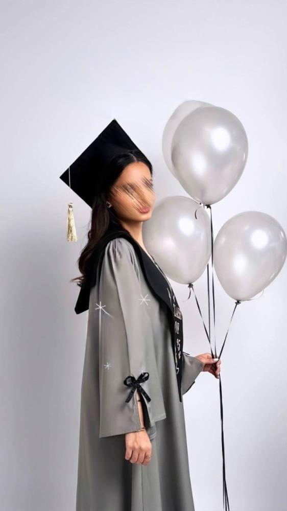 طقم عباية تخرج رمادي2026