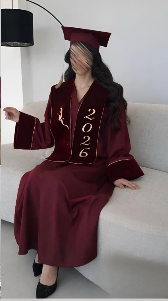عبايات تخرج 2026
