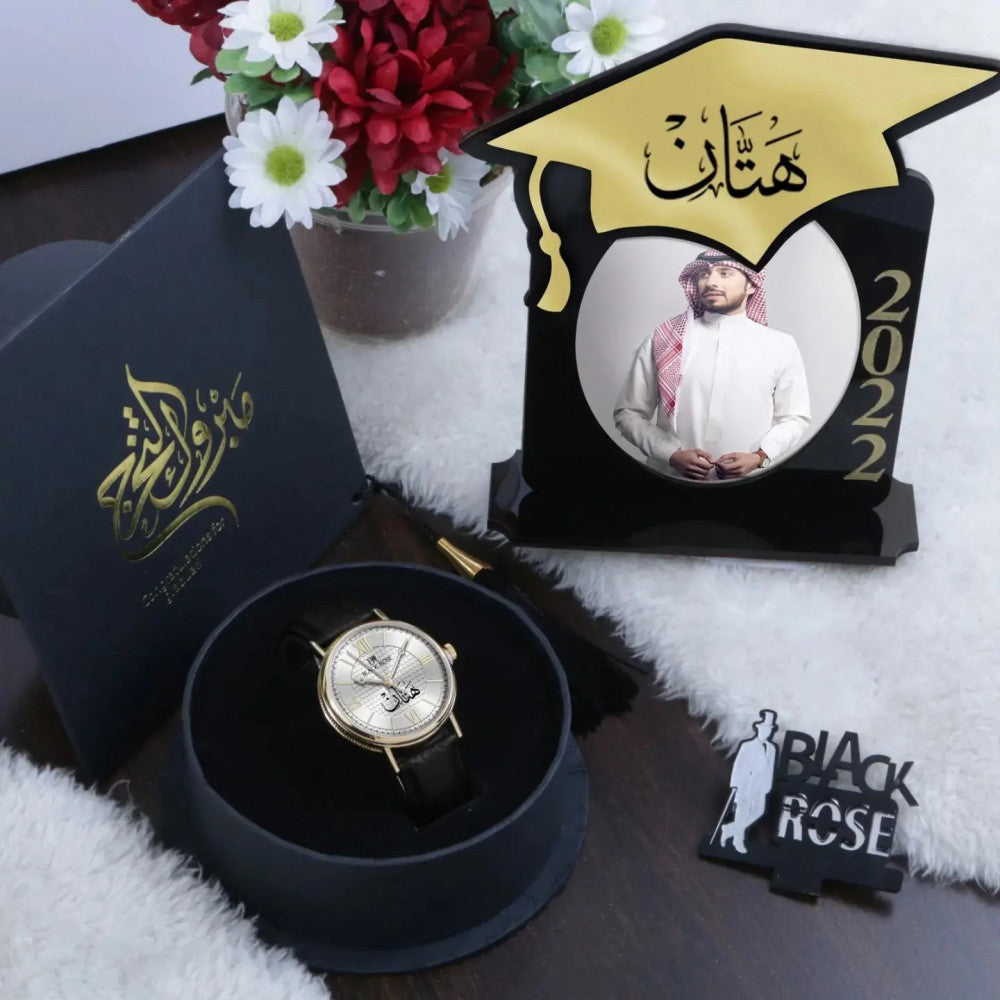 هدايا تخرج بالاسم والصوره حسب الطلب