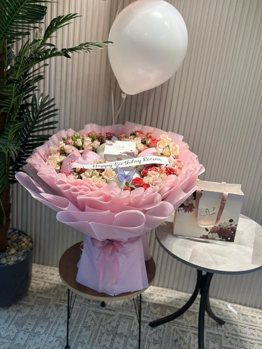 باقة ورد مع سلسال